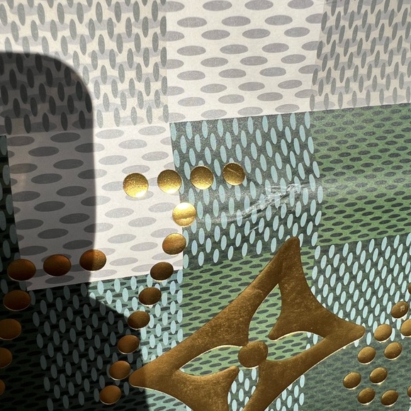 Louis Vuitton Shopping Bag - Picture 3 of 6